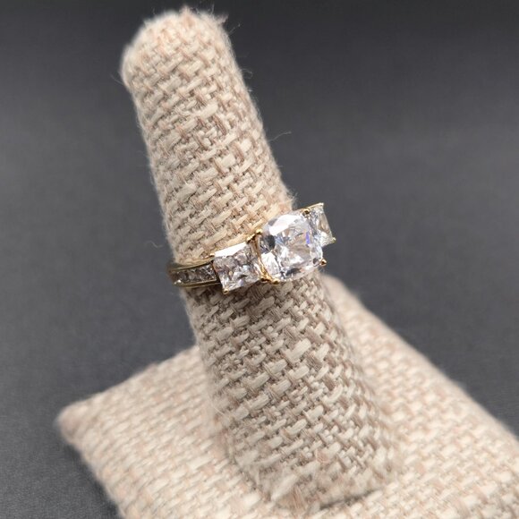 Size 6.75 Gold Over Sterling Silver Quality Cubic Zirconia Ring A6449 - Picture 3 of 9